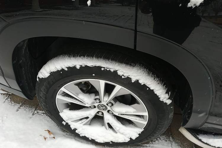 Used Toyota Highlander 2018 2.0T Two-Wheel Drive Elite Edition 7 Seats China VI Standard