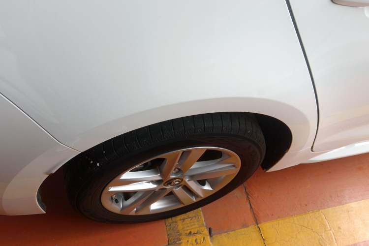 Used Toyota Levin 2022 Dual-Motor 1.8H E-CVT Leading Edition
