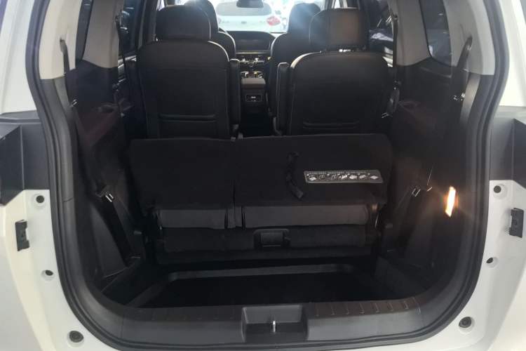 Used GAC Trumpchi M6 2023 PRO 270T DCT Luxury Edition
