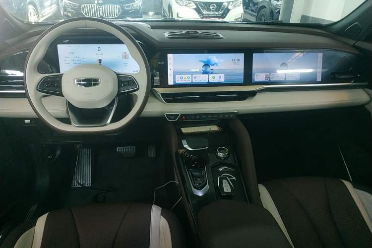 Used Geely Auto Monjaro L 2024 2.0TD High-Power Automatic Two-Wheel Drive Yunqi Version