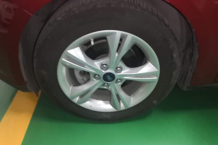 Used Ford Focus 2012 Hatchback 1.6L Automatic Fashion Edition
