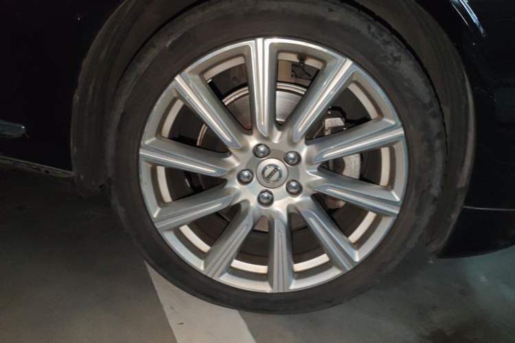 Used Volvo S90 2019 T5 Prestige Edition
