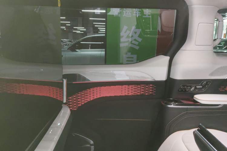 Used Zeekr 009 2024 GAC Trumpchi
