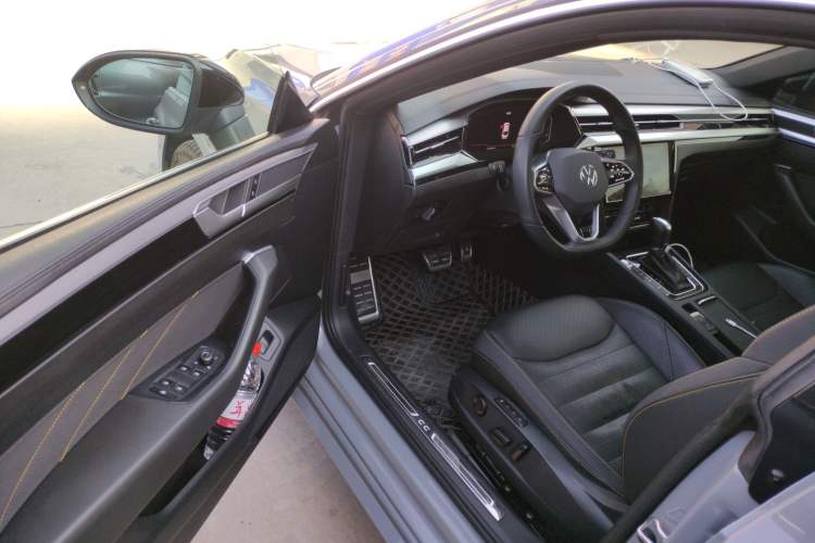 Used Volkswagen FAW-Volkswagen CC 2021 380TSI Striking Edition
