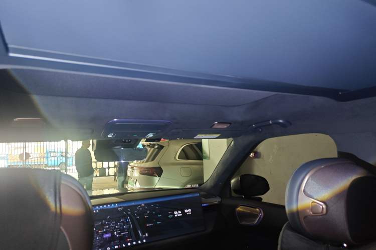 Used Lynk & Co 900 2025 2.0T Ultra
