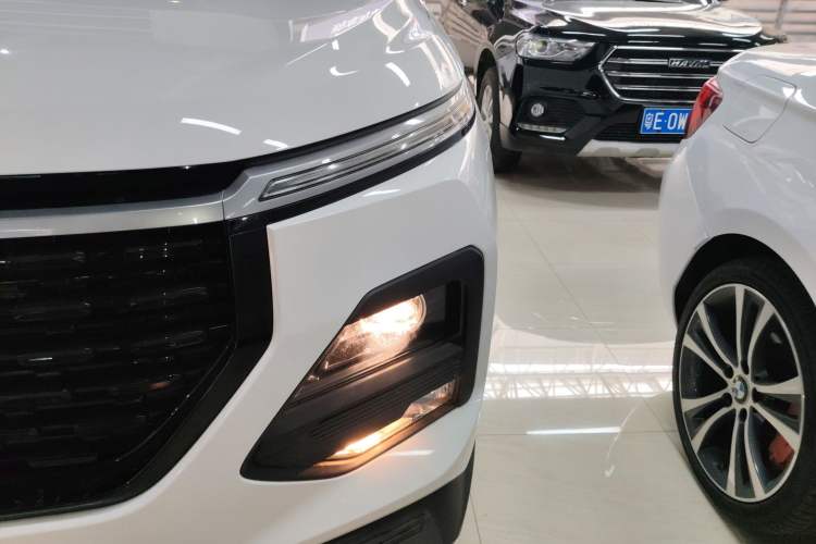 Used Baojun 530 2021 Global Car Anniversary Edition 1.5T CVT Luxury Model 7 Seats
