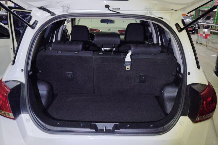 Used Haval H1 2017 Red-Label 1.5L Manual Comfort Model