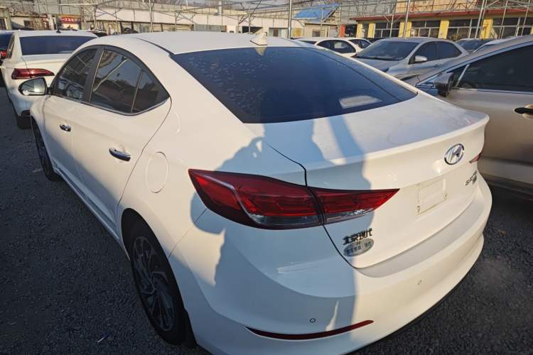 Used Hyundai Elantra 2019 1.4T Dual-Clutch Xuan Dong · Dynamic Model