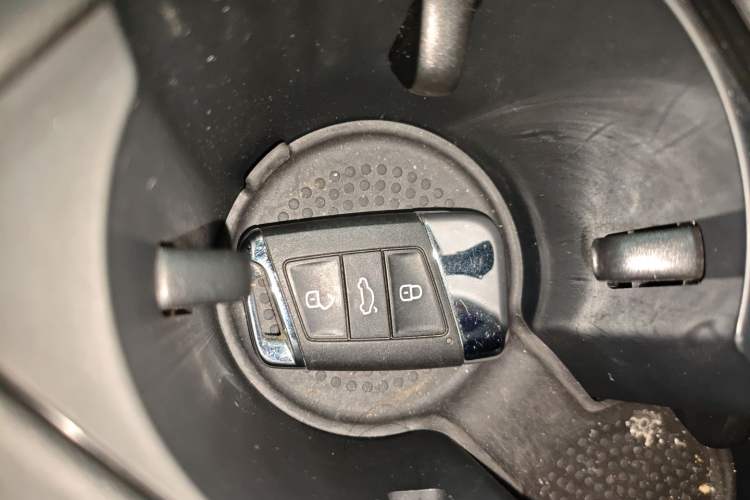 Used Volkswagen Variant 2018 380TSI Two-Wheel Drive Comfort Edition
