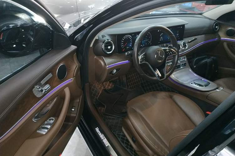 Used Mercedes-Benz E-Class 2023 Updated E 300 L Fashion Edition
