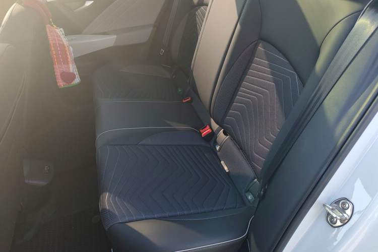 Used Volkswagen ID.3 2025 Smart Model Outstanding Oxygen Edition