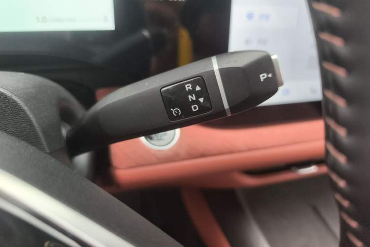 Used Changan CS75 PLUS 2025 4th Generation UItra 2.0T New Blue Whale – Smart & Powerful Version
