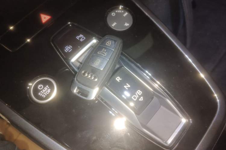 Used Audi Q4 e-tron 2022 40 e-tron First Edition
