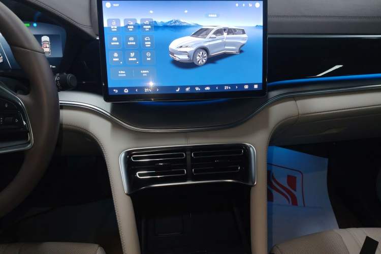 Used BYD Song PLUS New Energy 2025 EV 520km Premium Version