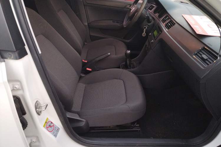 Used Skoda Rapid Spaceback 2018 1.6L Manual Standard Edition
