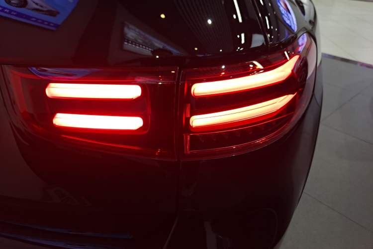 Used Mercedes-Benz GLB 2024 Refresh GLB 220 Fashion Edition