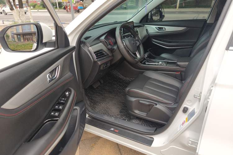 Used Changan CS75 2020 280T DCT Luxury Model China VI Standard
