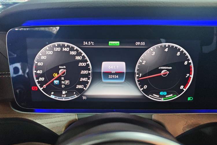 Used Mercedes-Benz E-Class 2020 Facelift E 260 L
