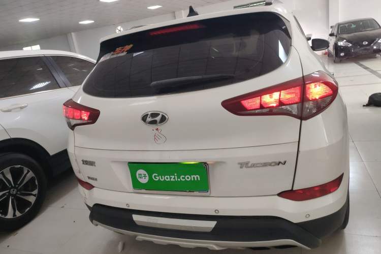 Used Hyundai Tucson 2018 1.6T Dual-Clutch Two-Wheel Drive 15th Anniversary Special Edition