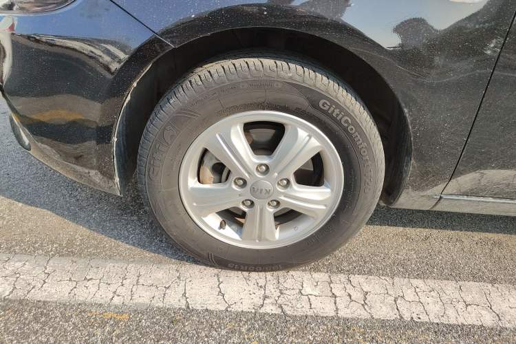 Used Kia Forte 2014 1.6L MT GL