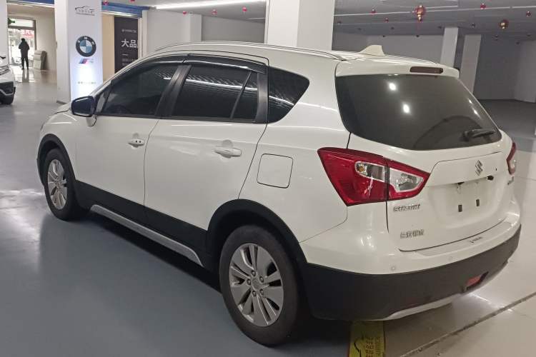 Used Suzuki S-Cross 2014 1.6L CVT Two-Wheel Drive Elite Version