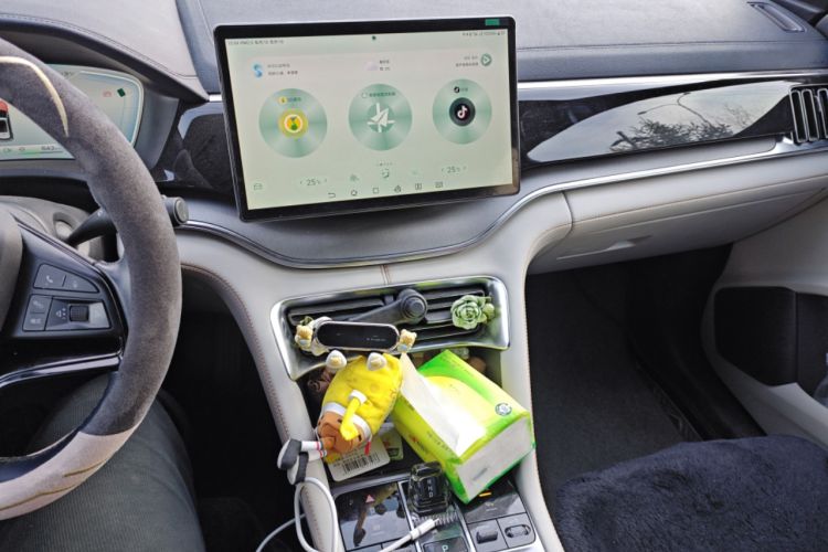 Used BYD Song PLUS New Energy 2023 Champion Edition DM-i 110KM Flagship Model
