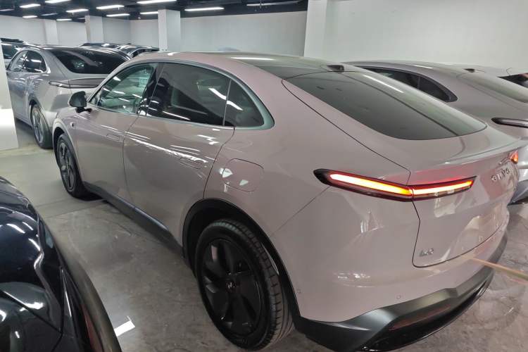 Used ONVO L60 2024 60 kWh Rear-Drive Version