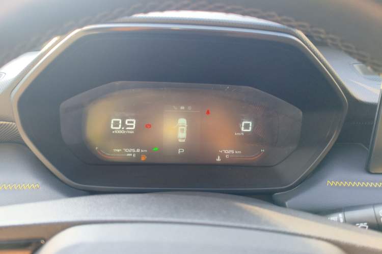 Used Wuling Alvez 2022 1.5T CVT Trendy & Cool Edition