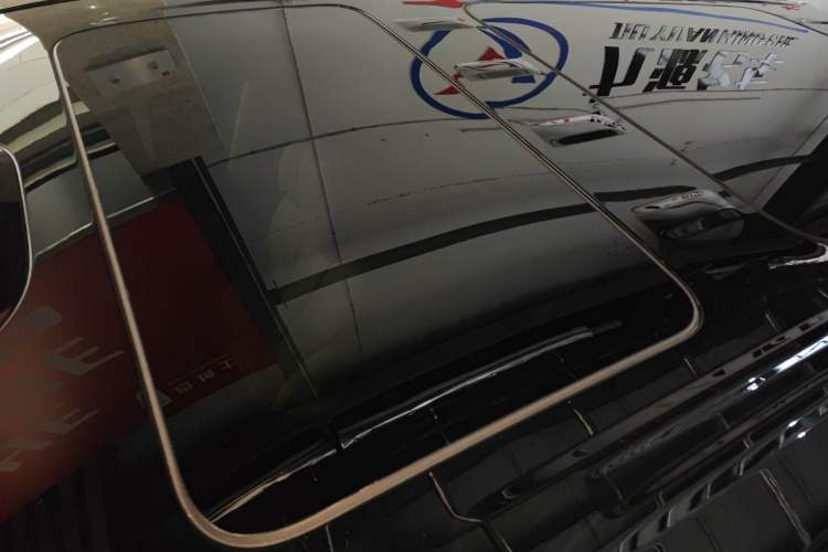 Used Denza D9 2025 DM-i Intelligent Drive 1020 Four-Wheel Drive Flagship Model