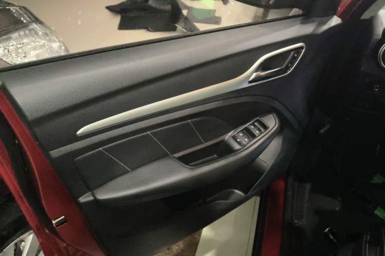 Used MG ZS 2017 1.5L Automatic Luxury Edition
