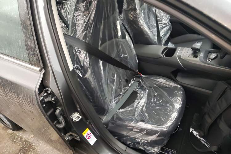 Used Changan Eado 2025 Blue Whale 1.5T 500Bar Prestige Model