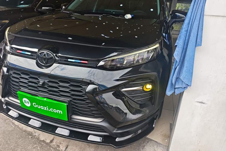 Used Toyota Wildlander 2022 Updated Version 2.0L CVT Two-Wheel Drive Leading Edition