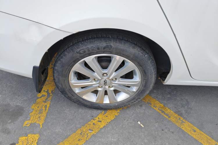 Used Chery E3 2013 1.5L Manual ZhiShang Model