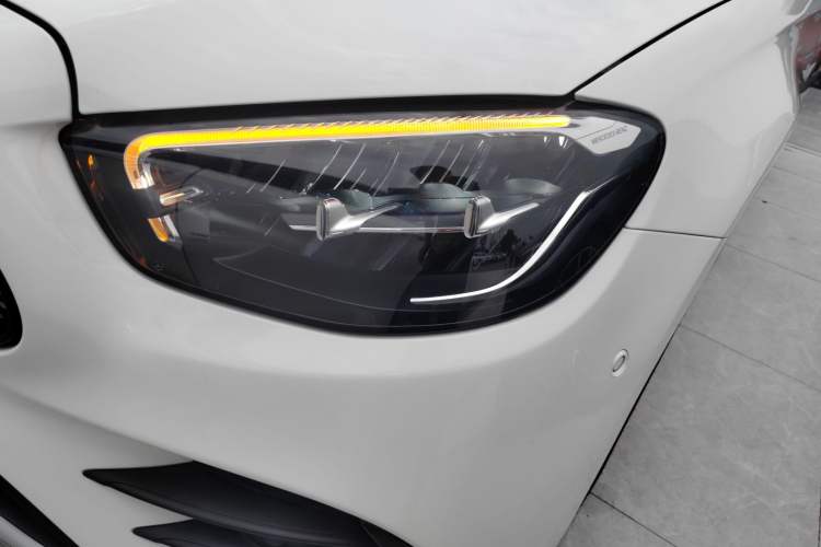 Used Mercedes-Benz E-Class 2021 E 300 L Sporty and Stylish Model
