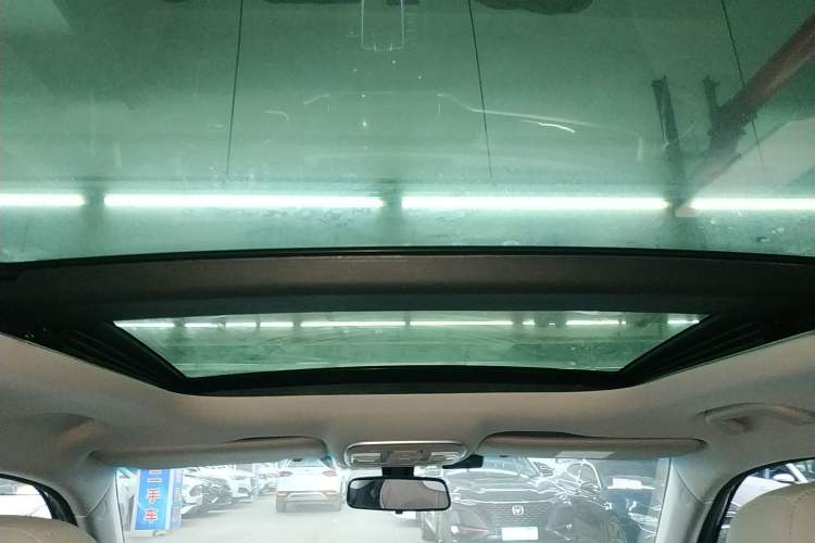 Used Geely Auto Emgrand X7 Sport 2022 1.8TD DCT Zhiya Trim
