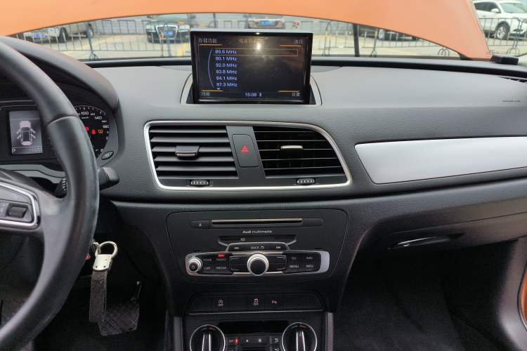 Used Audi Q3 2017 35 TFSI Fashion Model