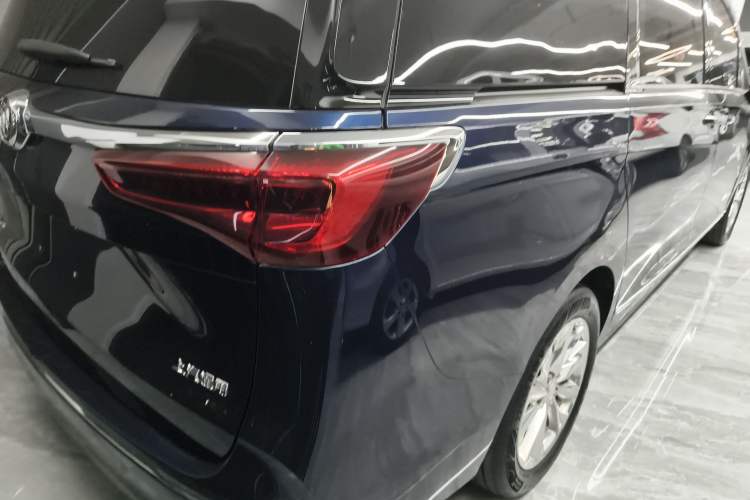 Used Buick GL8 2020 Avenir Avia Four-Seat Luxury Edition
