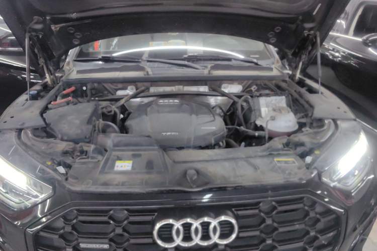 Used Audi Q5L 2022 45T Luxury Dynamic Model
