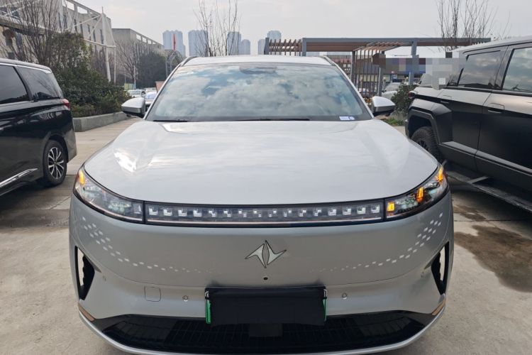 Used  eπ008 2024 210Max Range-Extended Version 6 Seats