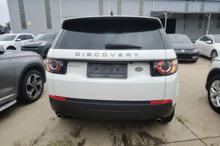 Used Land Rover Discovery Sport 2019 240 PS PURE Edition China VI Standard
