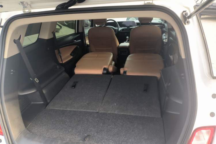 Used Buick GL6 2021 323T Mild Hybrid Connect Luxury Model
