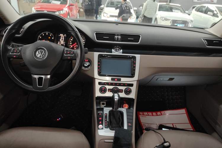 Used Volkswagen Magotan 2015 Facelift 1.8TSI Luxury Model