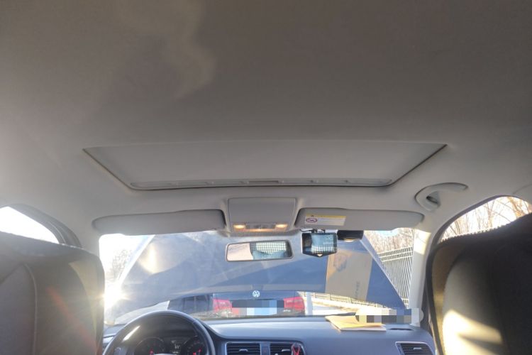 Used Volkswagen Lavida 2017 1.6L Manual Comfort Edition