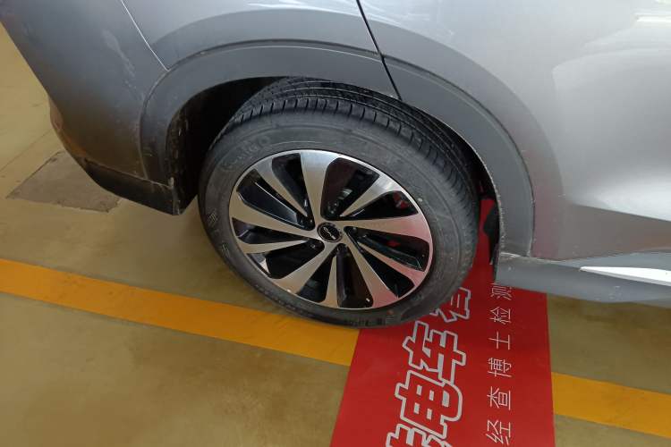 Used BYD Song PLUS New Energy 2024 HONOR Edition DM-i 110km Flagship PLUS
