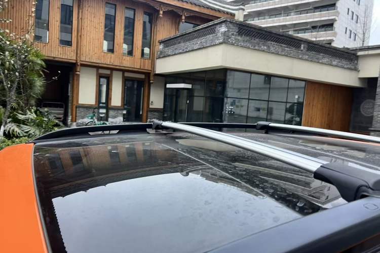 Used  Renegade 2018 Connected Large Screen Version 180T Automatic High-Energy Edition
