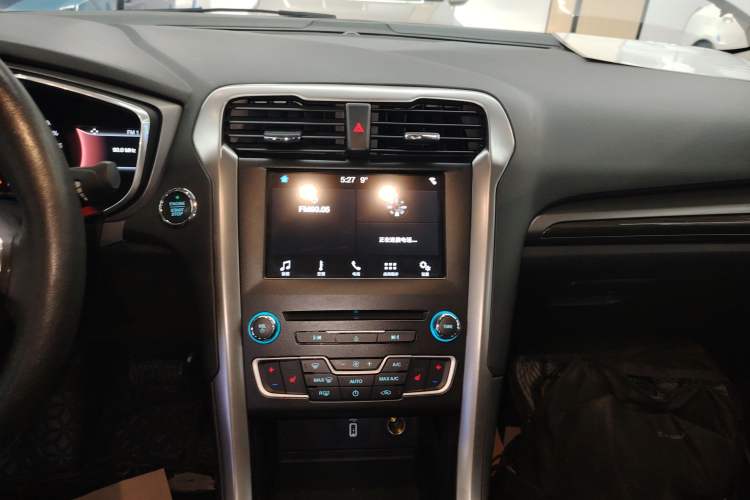 Used Ford Mondeo 2017 Restyled EcoBoost 180 Luxury Version
