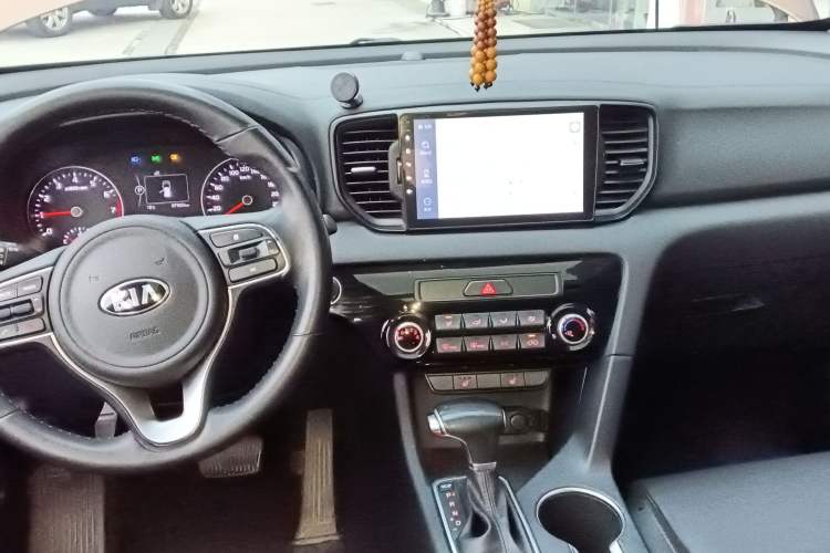 Used Kia KX5 2016 2.0L Automatic 2WD GLS
