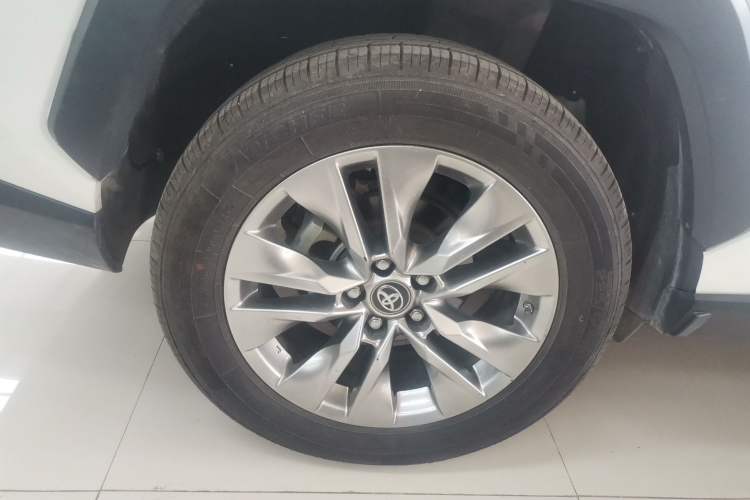 Used Toyota Wildlander 2021 2.0L CVT Two-Wheel Drive Luxury Edition
