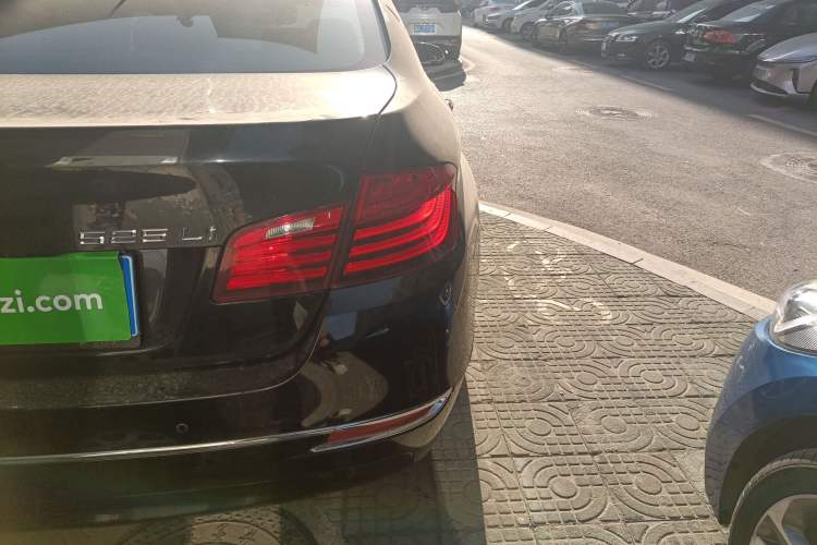 Used BMW 5 Series 2014 525Li Luxury Design Package
