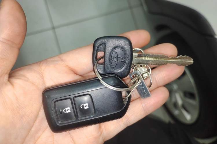 Used Toyota YARiS L 2022 X-Trail 1.5L CVT Leading PLUS Edition